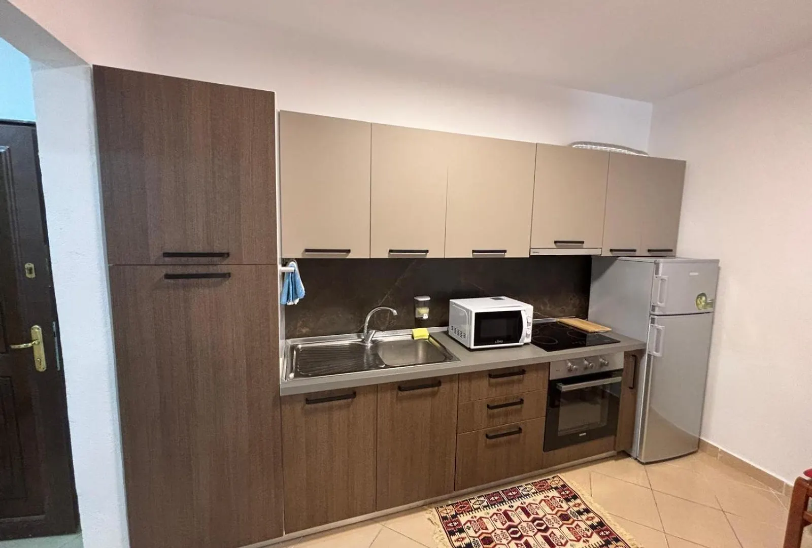 Apartment By The Sea Golem  Albania